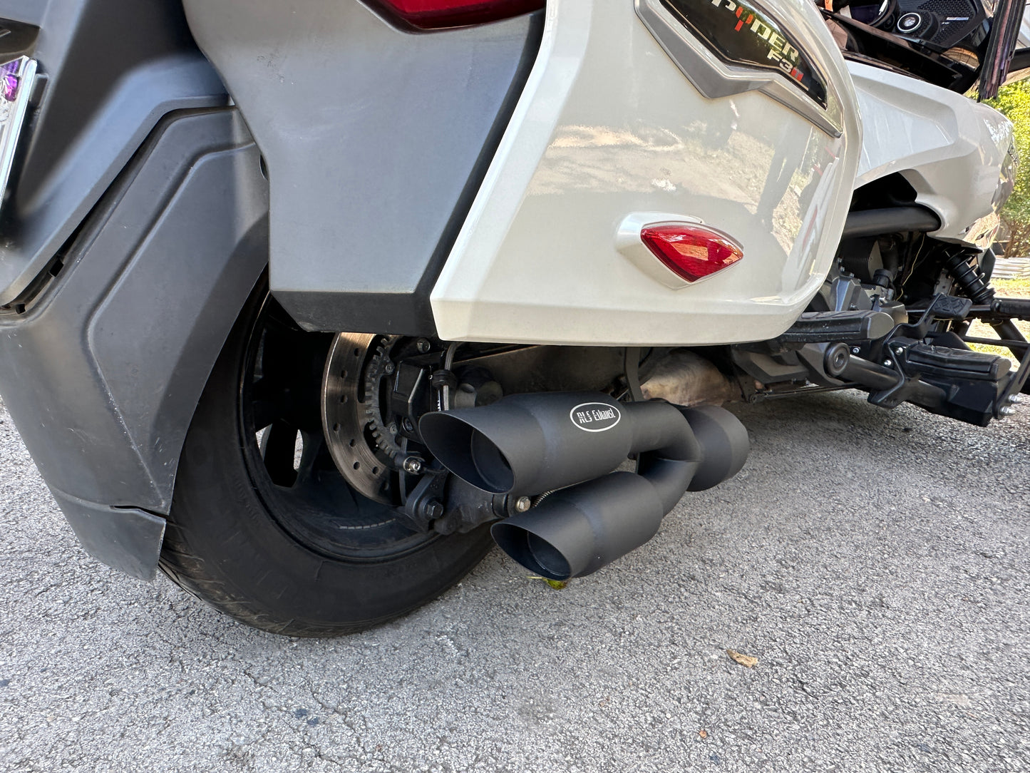 2016-2025 Can-Am Spyder F3  touring or limited Twin Kaos  Exhaust